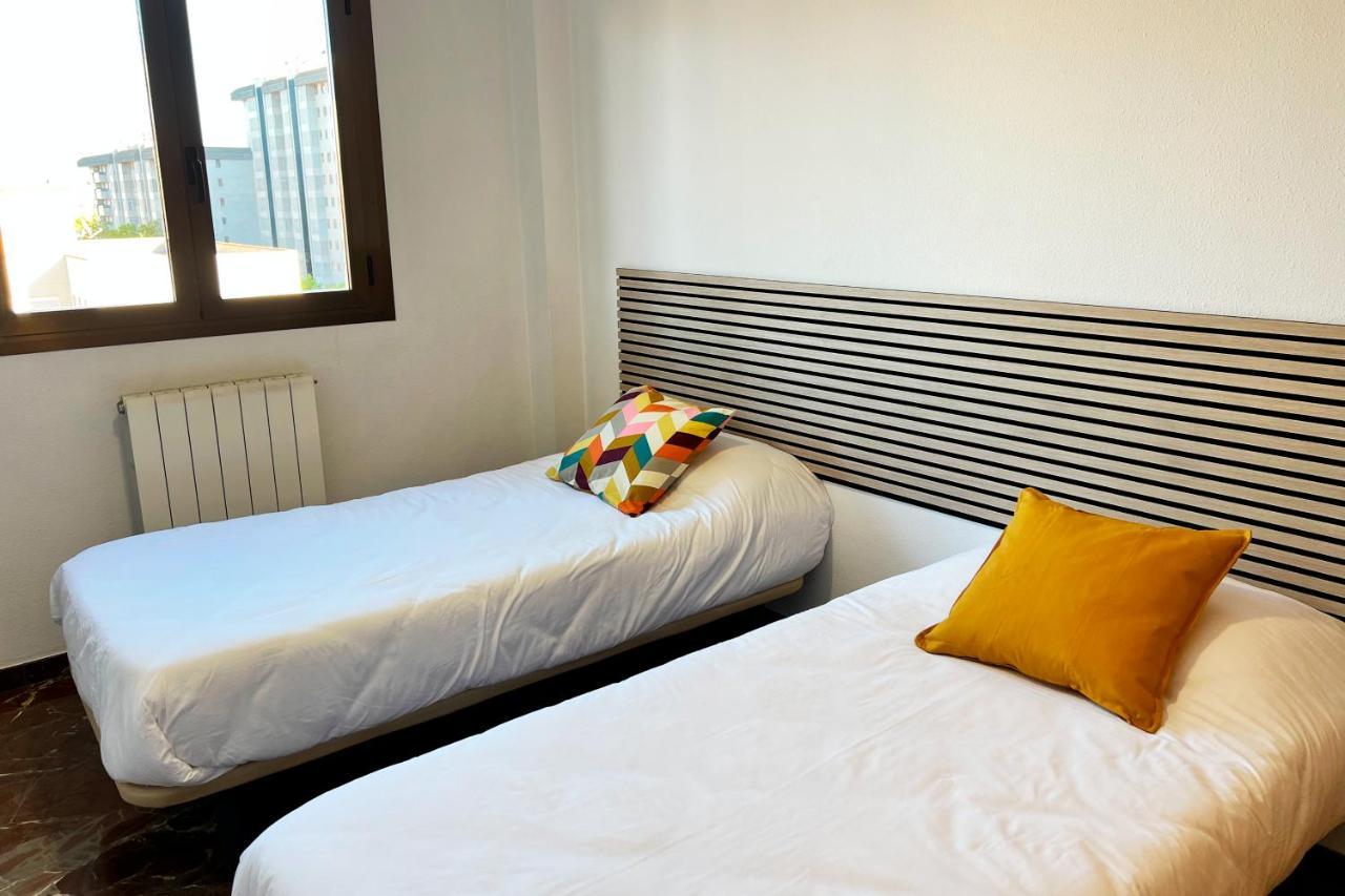 Apartamentos Zaragoza 3000 Zewnętrze zdjęcie